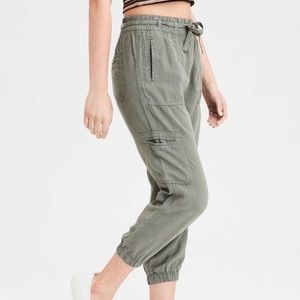 AEO High Waisted Cargo Joggers